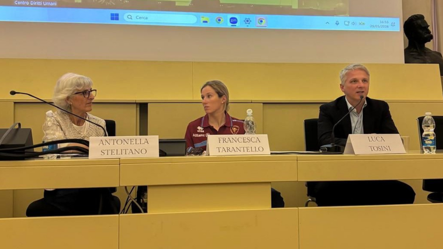L’avvocato Luca Tosini, founding partner di Gas Sales Bluenergy Volley Piacenza, all'Università di Padova