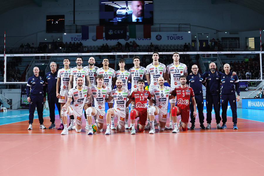 Champions League: Trento vince a Tours in rimonta... 1-3, che sfida Mujanovic - Faure Champions League: Trento vince a Tours in rimonta... 1-3, che sfida Mujanovic - Faure