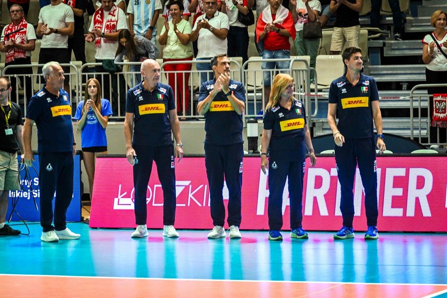 Memorial Agata Mróz-Olszewska: Velasco dopo il 3-0 alla Polonia: "Kate bene in 4. Adesso dovremo riflettere sulle scelte per il futuro" Memorial Agata Mróz-Olszewska: Velasco dopo il 3-0 alla Polonia: "Kate bene in 4. Adesso dovremo riflettere sulle scelte per il futuro"