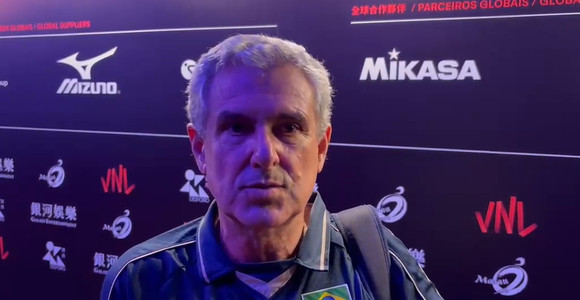 VNL Finals: Zé Roberto dopo il successo sul Giappone: "Ora studieremo l’Italia per giocare una grande semifinale" VNL Finals: Zé Roberto dopo il successo sul Giappone: "Ora studieremo l’Italia per giocare una grande semifinale"