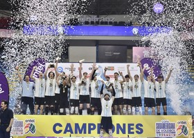 L'Argentina festeggia la vittoria della Coppa Sudamericana 2026 (foto Luigi Orgero/CSV)