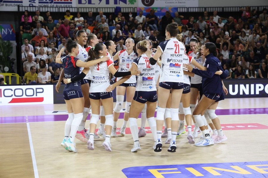 Chieri fa festa sul campo di Scandicci nella prima giornata di A1 femminile Chieri fa festa sul campo di Scandicci nella prima giornata di A1 femminile