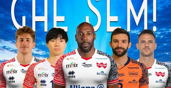 Allianz Milano presenta la ripresa degli allenamenti e la campagna abbonamenti “Ghe sem!” Allianz Milano presenta la ripresa degli allenamenti e la campagna abbonamenti “Ghe sem!”