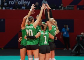 L'esultanza dell'Azerbaijan dopo la vittoria sulla Romania agli Europei 2026 L'esultanza dell'Azerbaijan dopo la vittoria sulla Romania agli Europei 2026