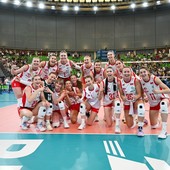 AIA Aequilibrium Cup Women Elite: la Polonia festeggia il successo sulla Serbia AIA Aequilibrium Cup Women Elite: la Polonia festeggia il successo sulla Serbia