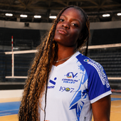 Anna  Adelusi