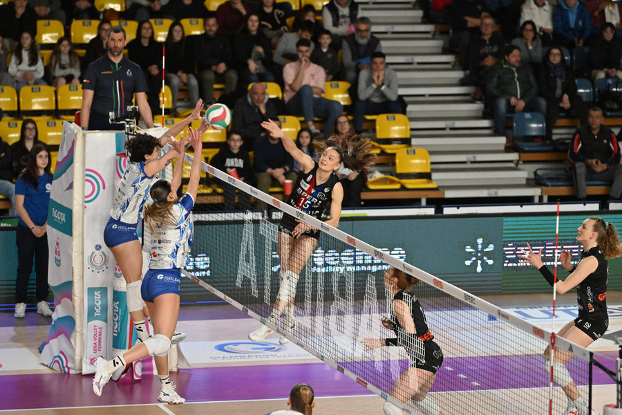 Serie A1 Tigotà: San Giovanni-Bergamo apre l’ultima giornata dei Playoff Challenge. Data e orario Serie A1 Tigotà: San Giovanni-Bergamo apre l’ultima giornata dei Playoff Challenge. Data e orario