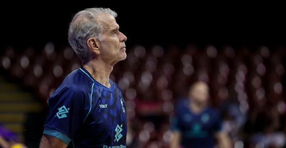 Bernardinho ha scelto i 14 giocatori del Brasile per il Campionato Sudamericano Bernardinho ha scelto i 14 giocatori del Brasile per il Campionato Sudamericano