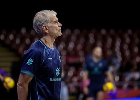 Bernardinho ha scelto i 14 giocatori del Brasile per il Campionato Sudamericano Bernardinho ha scelto i 14 giocatori del Brasile per il Campionato Sudamericano