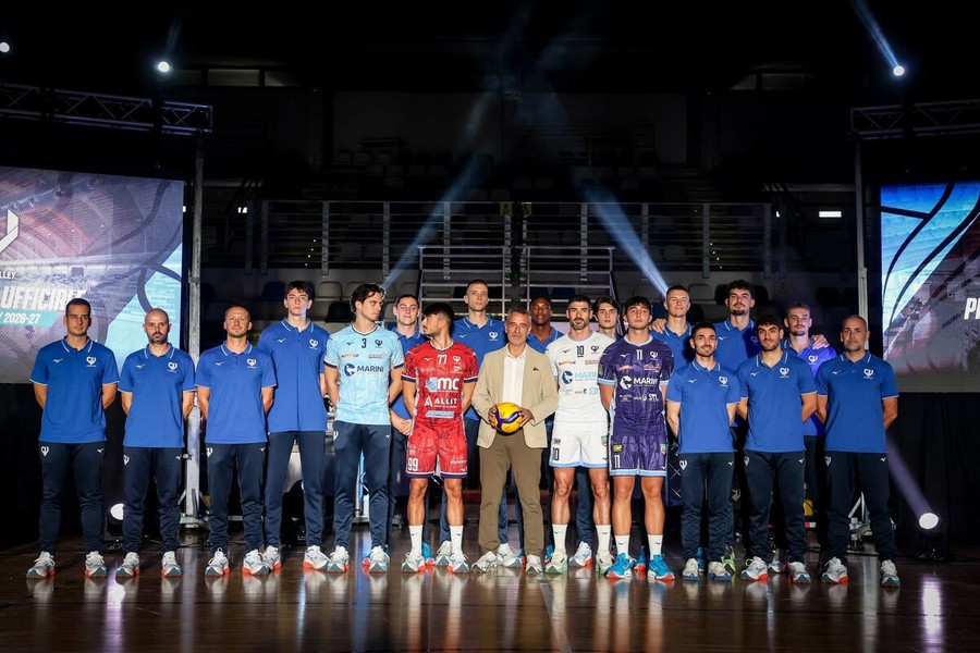 La presentazione del Cisterna Volley La presentazione del Cisterna Volley