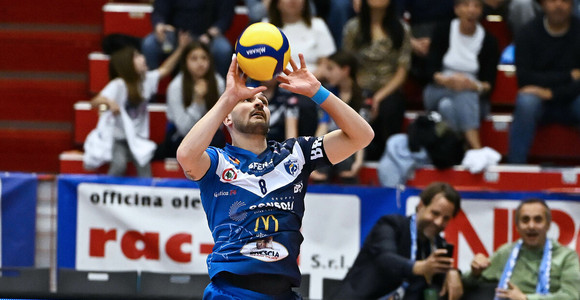 Consar, primo rinforzo per l'A2: arriva Roberto Cominetti Consar, primo rinforzo per l'A2: arriva Roberto Cominetti