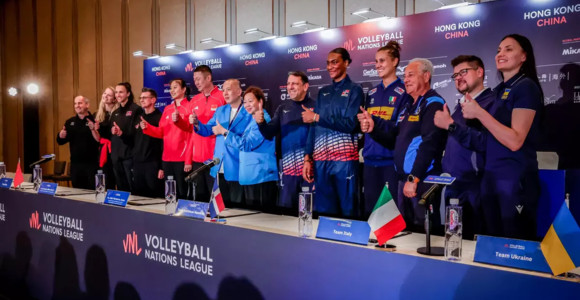 VNL Femminile, l'Italia debutta a Hong Kong contro l'Ucraina. Danesi sposa la filosofia del Vakifbank... VNL Femminile, l'Italia debutta a Hong Kong contro l'Ucraina. Danesi sposa la filosofia del Vakifbank...