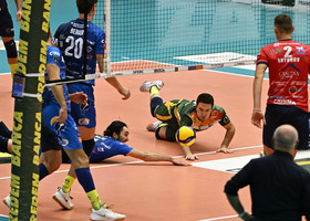 A2 Credem Banca: La 6ª giornata accende la corsa al vertice. Anticipo Catania-Brescia A2 Credem Banca: La 6ª giornata accende la corsa al vertice. Anticipo Catania-Brescia