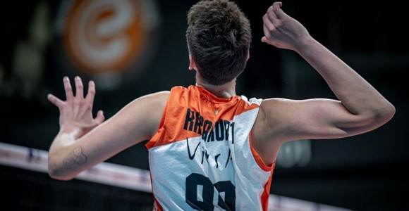 Eczacibasi in campo (foto Voleybol Plus) Eczacibasi in campo (foto Voleybol Plus)