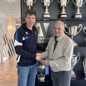 Elia Bossi con il presidente di Trentino Volley Marcello Poli