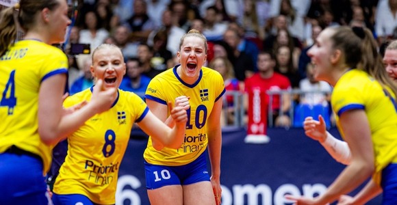 La Svezia festeggia la qualificazione ai quarti del CEV Trendyol EuroVolley 2026