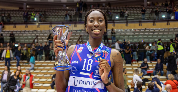 Video intervista ad una Paola Egonu super entusiasta
