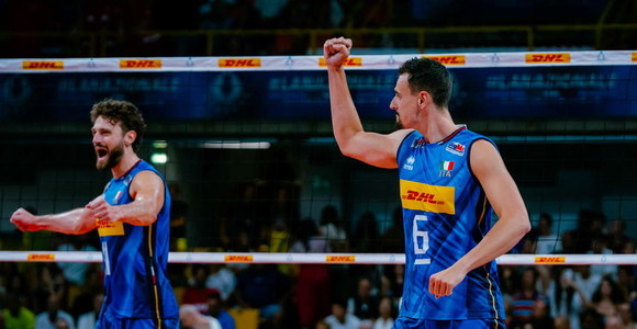 L'Italia durante la sfida con la Germania nella FIPAV Cup Men Elite