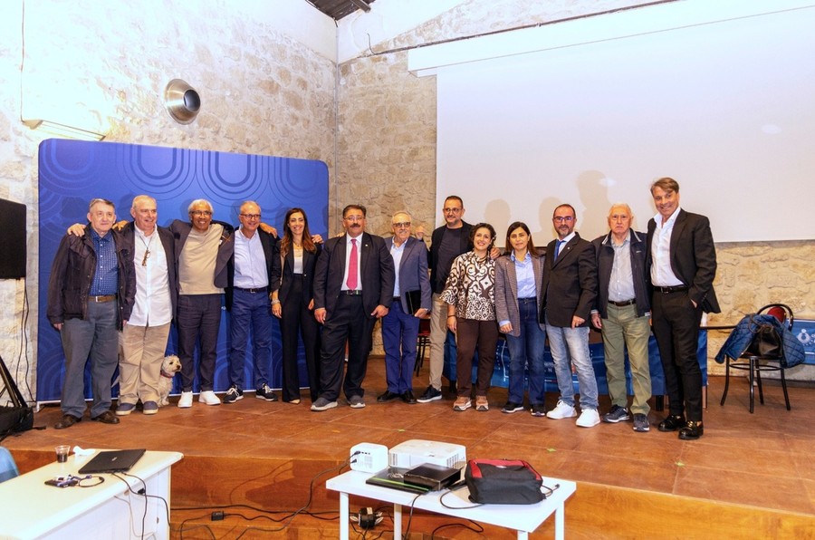 La festa del CT Akranis al Centro Culturale Michele Abbate di Caltanissetta (foto dal comunicato FIPAV) La festa del CT Akranis al Centro Culturale Michele Abbate di Caltanissetta (foto dal comunicato FIPAV)
