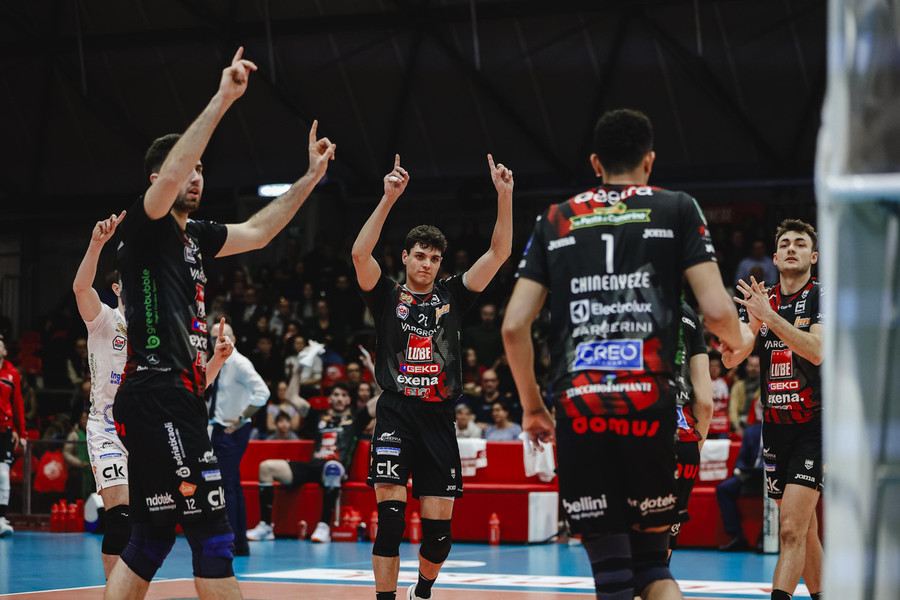 Superlega: Inerzia Civitanova, troppi errori per Piacenza, è 0-3 Superlega: Inerzia Civitanova, troppi errori per Piacenza, è 0-3
