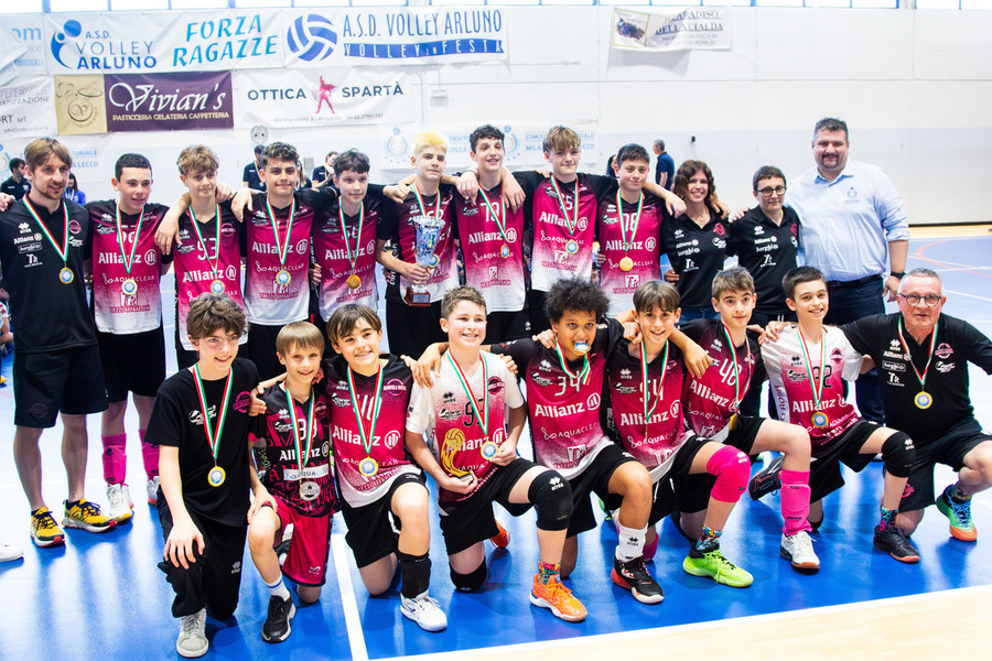 Fipav Milano Monza Lecco:  Under 13 maschile "3vs3" e "6vs6". Vittoro Veneto Cascina Merlata Bloom e Allianz Diavoli Rosi campioni '25/26