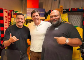 Giovane Gávio durante l'intervista al Charla Podcast