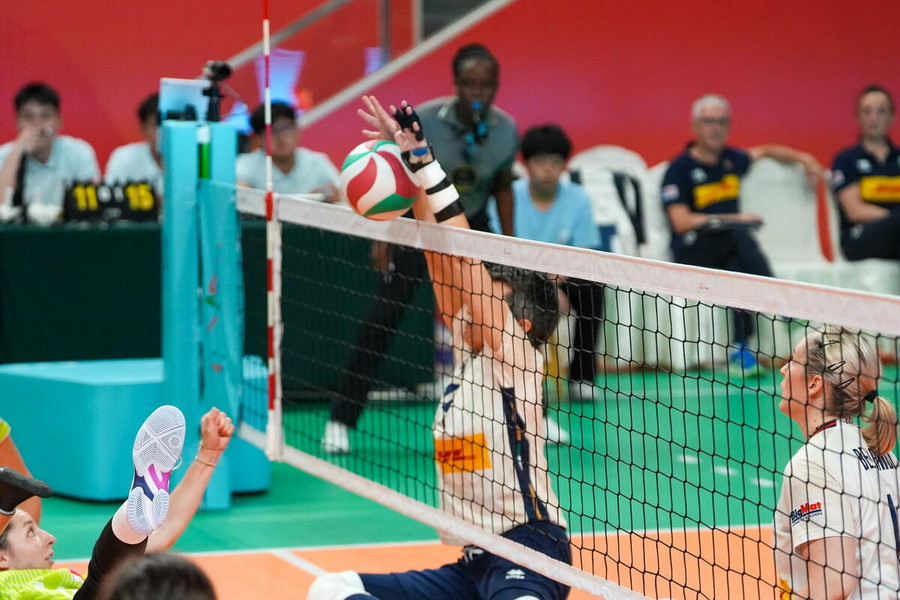 L’Italia supera la Slovenia e vola ai quarti del Mondiale femminile di sitting volley L’Italia supera la Slovenia e vola ai quarti del Mondiale femminile di sitting volley