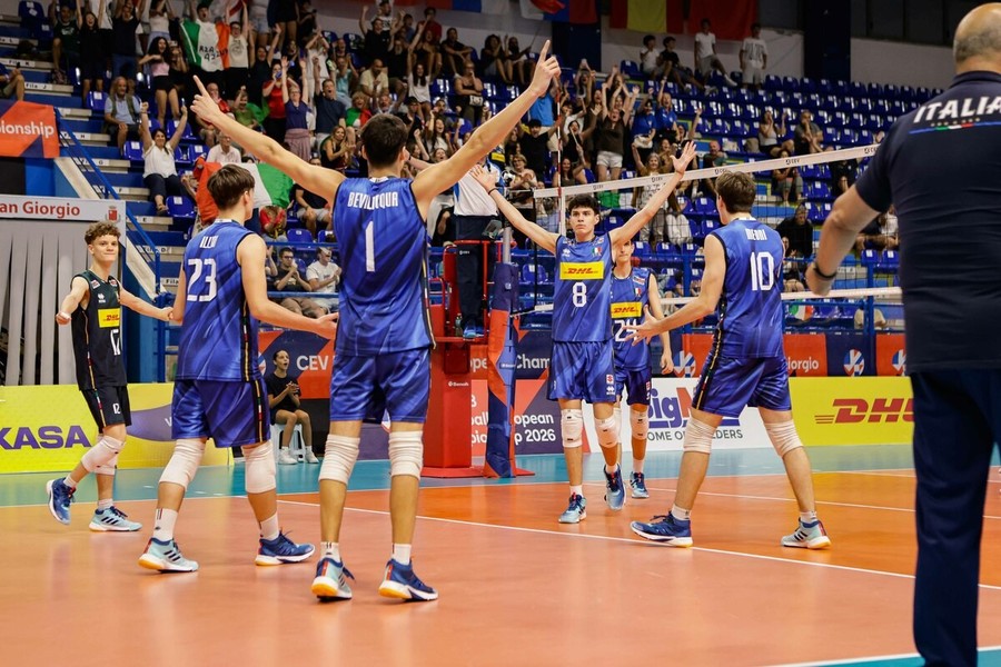 L’Italia Under 18 maschile supera la Turchia e conquista la semifinale europea L’Italia Under 18 maschile supera la Turchia e conquista la semifinale europea