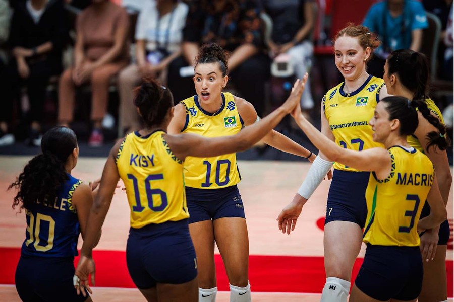 Mondiali F.: Il Brasile soffre un set, poi rimonta e vola ai quarti. 3-1 alla Dominicana