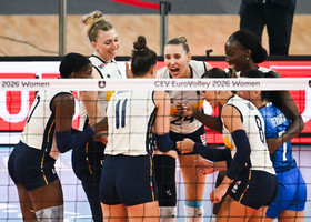 L'Italia festeggia durante la fase a gironi dell'EuroVolley 2026