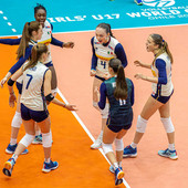 Le azzurrine festeggiano la qualificazione ai quarti dei Mondiali Under 17