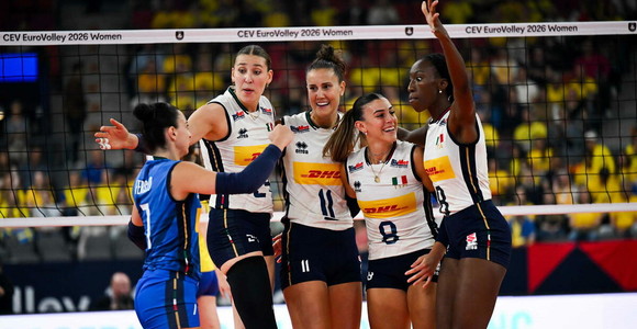 L'Italia durante la vittoria contro la Svezia agli EuroVolley 2026