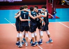 L'Italia Under 17 durante la vittoria contro Cuba ai Mondiali di Doha L'Italia Under 17 durante la vittoria contro Cuba ai Mondiali di Doha