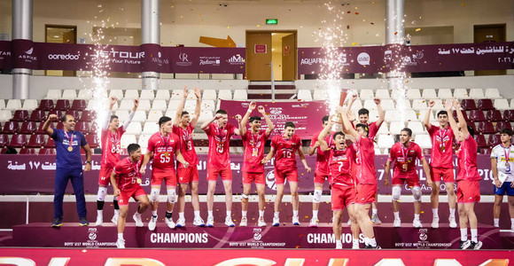 L'Iran festeggia il primo titolo mondiale maschile Under 17 L'Iran festeggia il primo titolo mondiale maschile Under 17