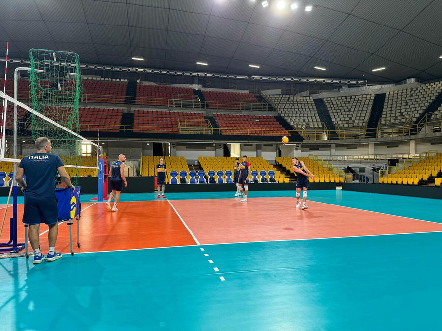 Gli azzurri al lavoro in vista della FIPAV Cup Men Elite Gli azzurri al lavoro in vista della FIPAV Cup Men Elite