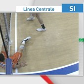 L'invasione finale di Scanferla che ha dato il 15° punto del tie break a Cisterna L'invasione finale di Scanferla che ha dato il 15° punto del tie break a Cisterna