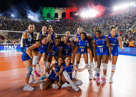 Le azzurre aprono l'Europeo All'Arena di Verona. Antropova debutto azzurro Le azzurre aprono l'Europeo All'Arena di Verona. Antropova debutto azzurro