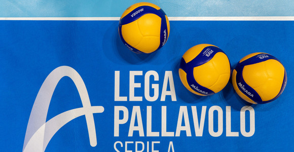 Presentate le domande di richiesta ammissione ai prossimi campionati di Serie A Presentate le domande di richiesta ammissione ai prossimi campionati di Serie A