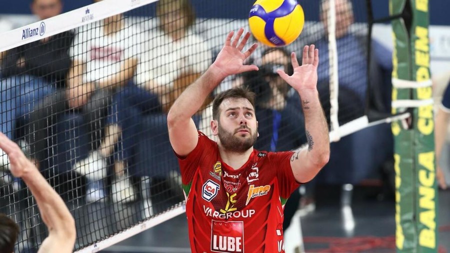 Civitanova: De Cecco, &quot;Mercoledì conta solo vincere, serve una Lube più cattiva in campo&quot;