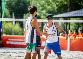 Le coppie azzurre proseguono il cammino ai Mondiali Under 18 di beach volley Le coppie azzurre proseguono il cammino ai Mondiali Under 18 di beach volley