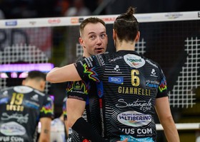 Oleh Plotnytskyi con la maglia della Sir Susa Scai Perugia Oleh Plotnytskyi con la maglia della Sir Susa Scai Perugia