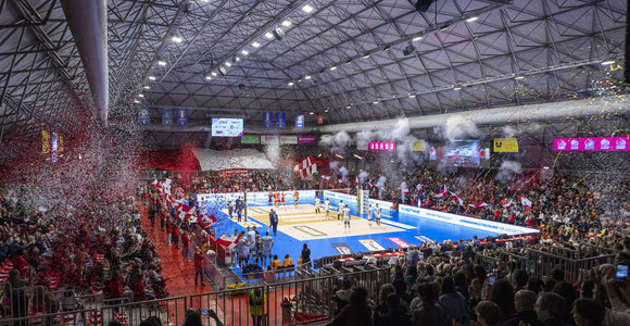 Il pubblico biancorosso al PalabancaSport di Piacenza