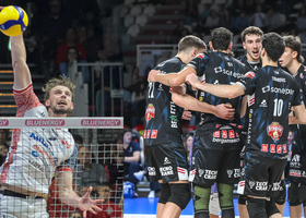 SuperLega Credem Banca: Quinta giornata tra big match e incroci di ex. Perugia-Verona e Piacenza-Civitanova in diretta su DAZN SuperLega Credem Banca: Quinta giornata tra big match e incroci di ex. Perugia-Verona e Piacenza-Civitanova in diretta su DAZN