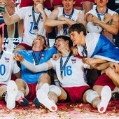 La Repubblica Ceca festeggia il titolo europeo Under 22 ad Albufeira (foto CEV)