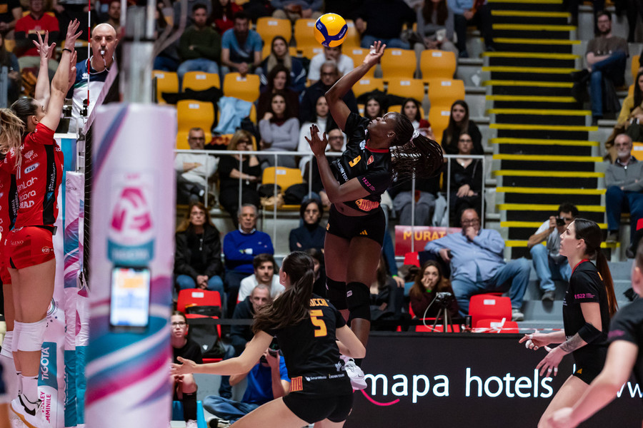Challenge Cup F.: Chieri e Roma in campo