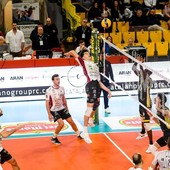Simone Rigirozzo alla Campi Reali Cantù dopo il triplete con la Domotek Simone Rigirozzo alla Campi Reali Cantù dopo il triplete con la Domotek