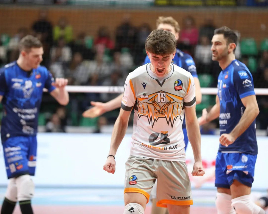 Milano: Il libero Matteo Staforini torna alla &quot;base&quot;