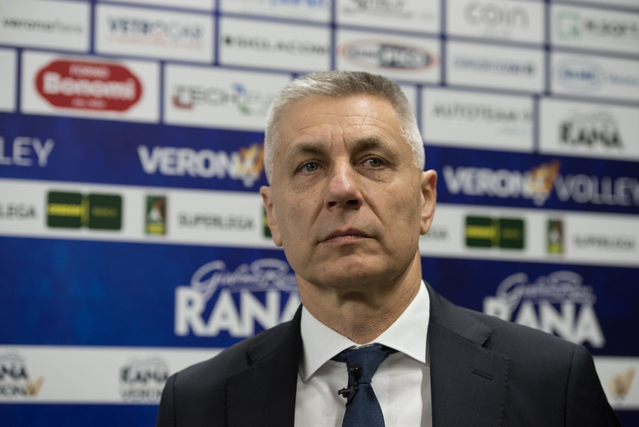 Verona: La società scaligera si dissocia dal comportamento di Stoytchev con un tifoso Lube