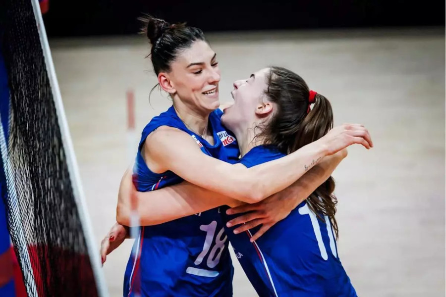 La nazionale femminile della Serbia (foto FIVB)