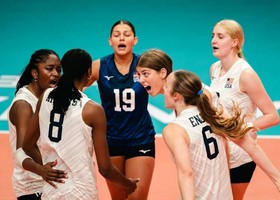 Gli Stati Uniti festeggiano il titolo mondiale Under 17 femminile Gli Stati Uniti festeggiano il titolo mondiale Under 17 femminile